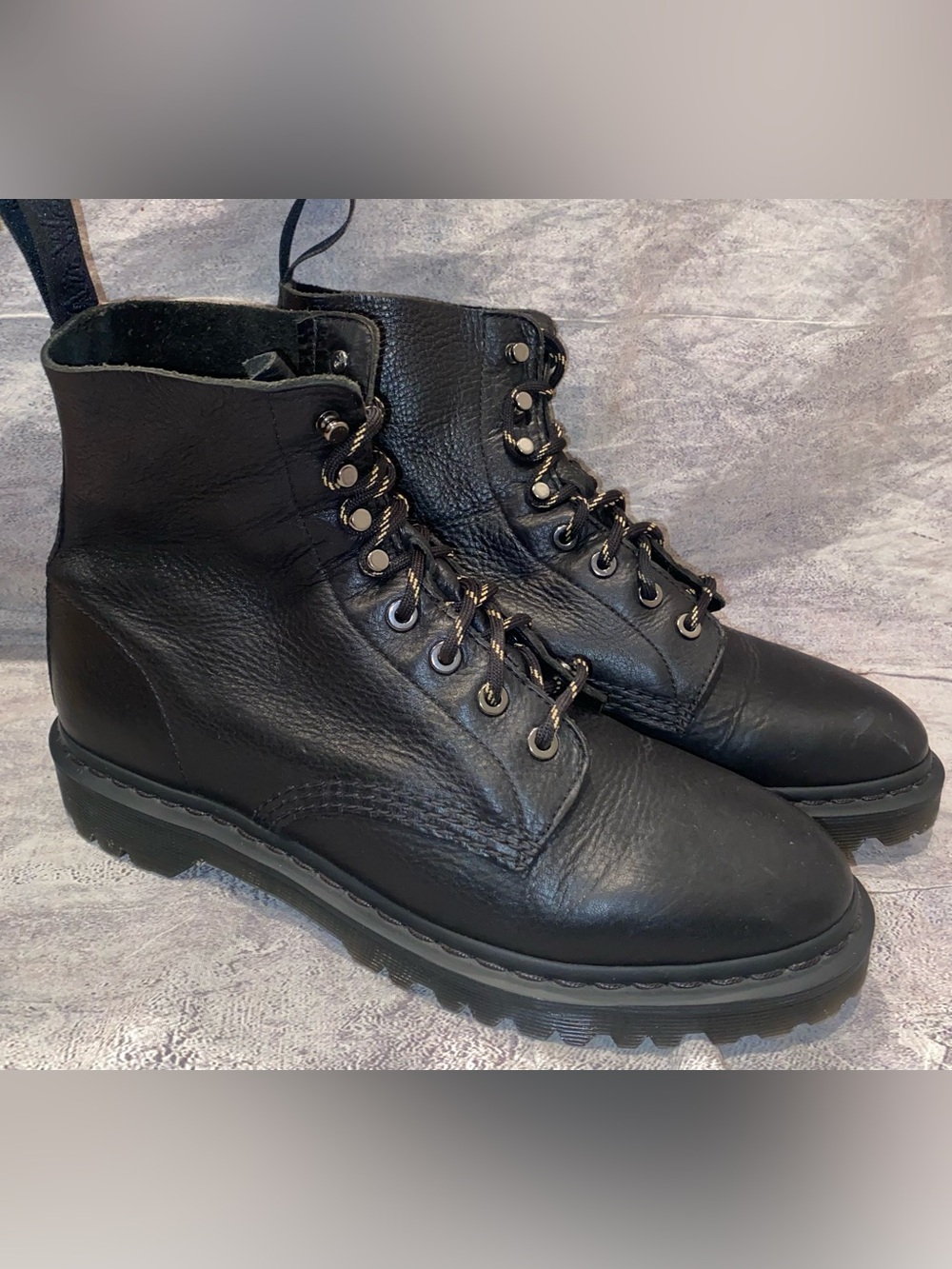WORN 1x Dr Doc Martens Hadley Lace Up Leather Combat Ankle Lug Sole Boots 10
